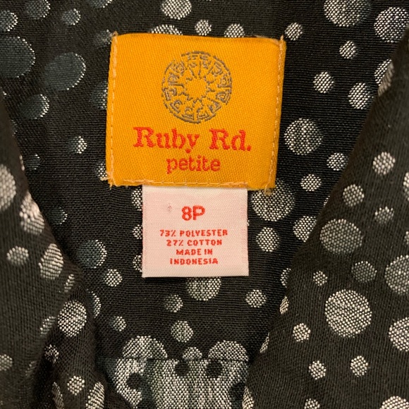 Black & silver light weight jacket - Picture 5 of 8